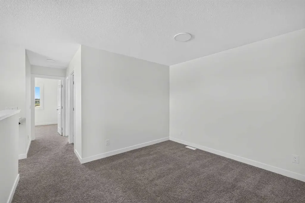 138 Starling Boulevard NW Calgary AB T3P 3E3