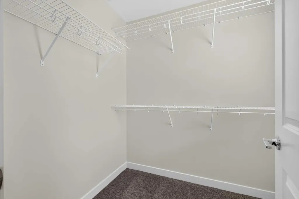 138 Starling Boulevard NW Calgary AB T3P 3E3