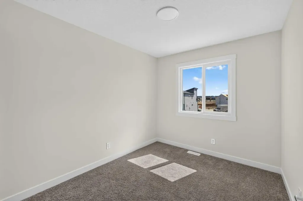 138 Starling Boulevard NW Calgary AB T3P 3E3
