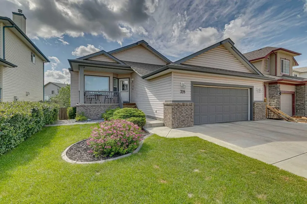 328 Cove Road Chestermere AB T1X 1L5