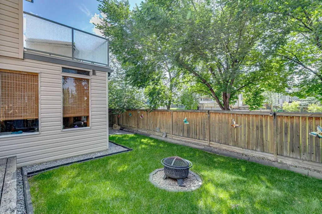 328 Cove Road Chestermere AB T1X 1L5
