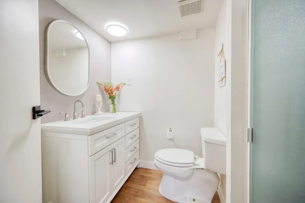 1176 Penrith Crescent SE Calgary AB T2A 2H9
