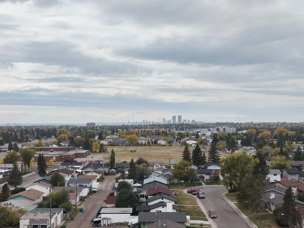 1176 Penrith Crescent SE Calgary AB T2A 2H9