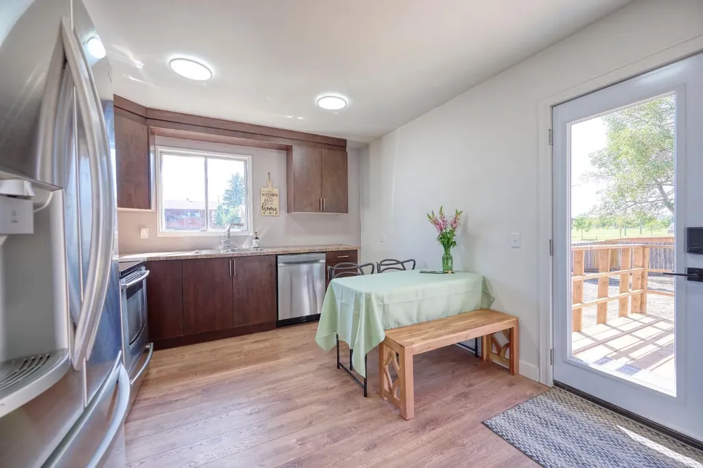 1176 Penrith Crescent SE Calgary AB T2A 2H9