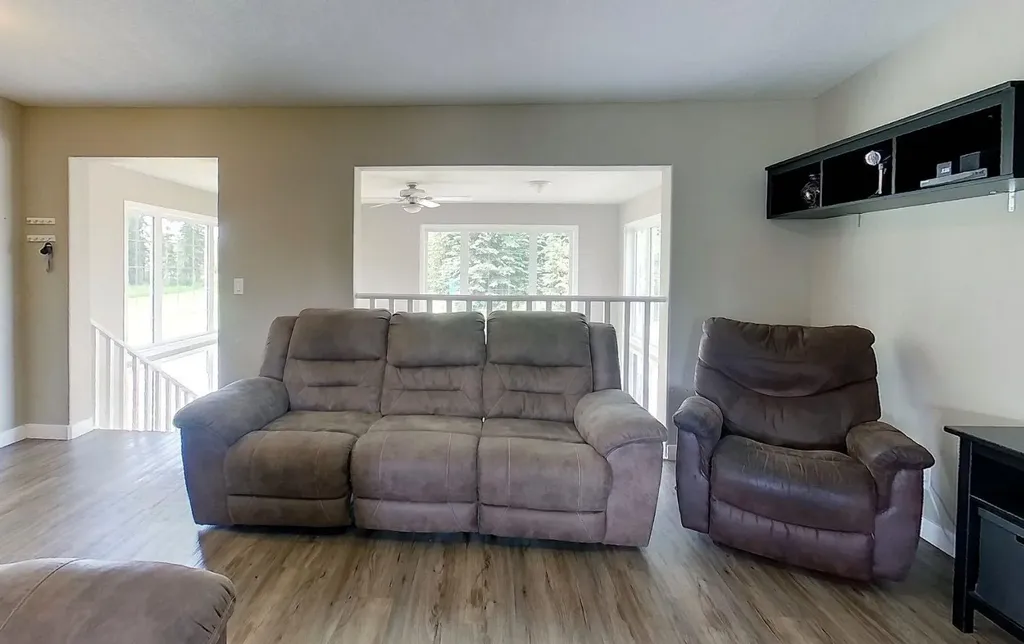 53126 Rge Road 174 Rural Yellowhead County AB T7E 3E6