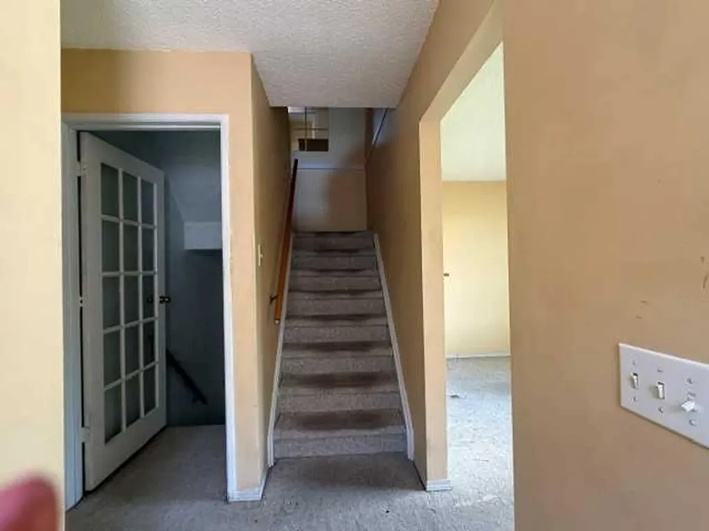 3915 29a Avenue SE Calgary AB T2B 0G3