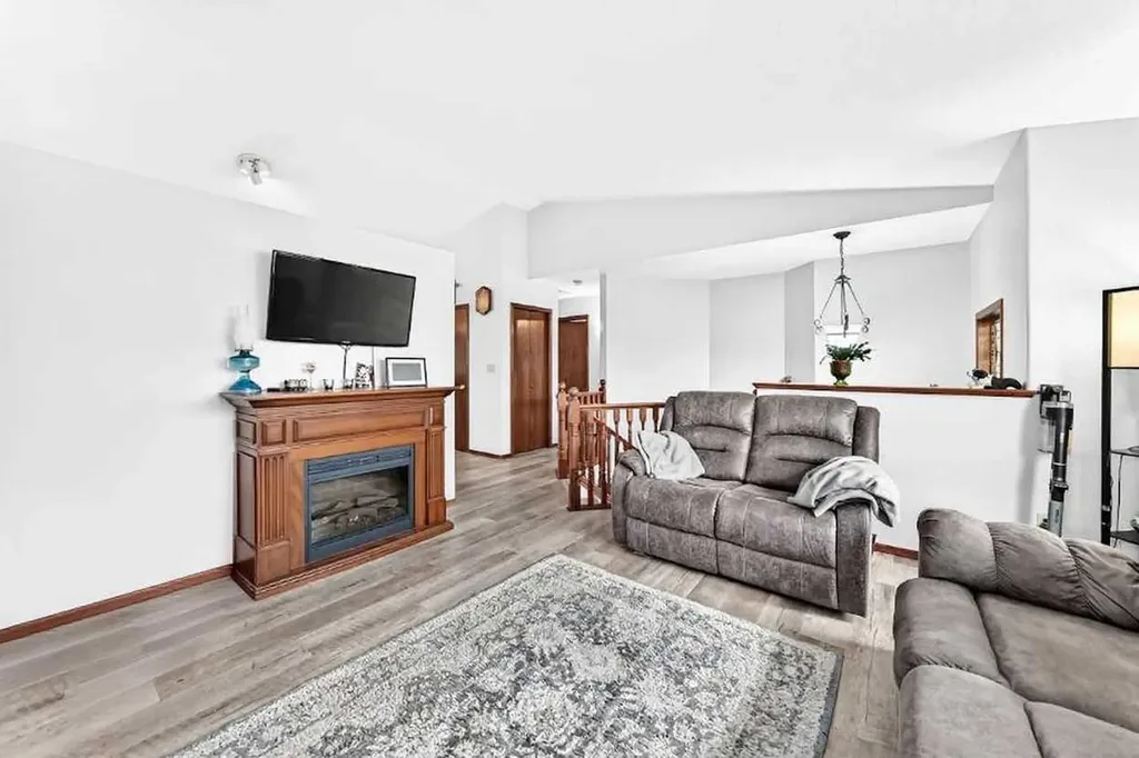 13 Westglen Boulevard Blackfalds AB T0M 0J0