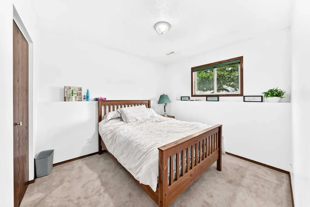 13 Westglen Boulevard Blackfalds AB T0M 0J0