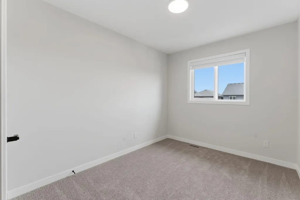 180 Lawson Lane SE Airdrie AB T4A 3P3