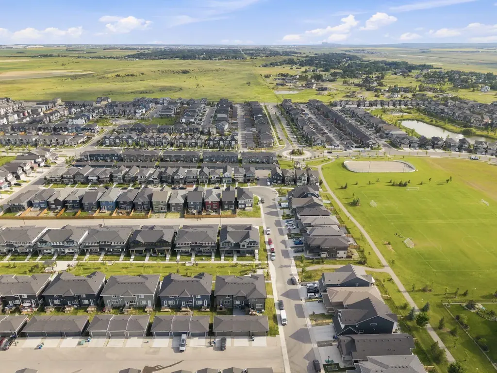 180 Lawson Lane SE Airdrie AB T4A 3P3