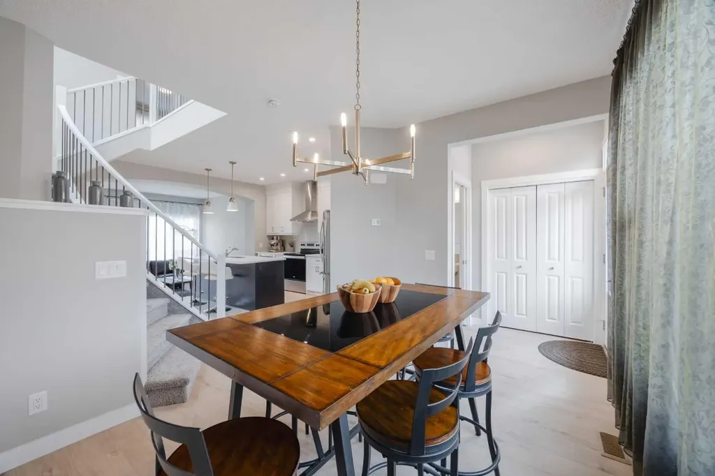 44 Calhoun Common NE Calgary AB T3P 1R8