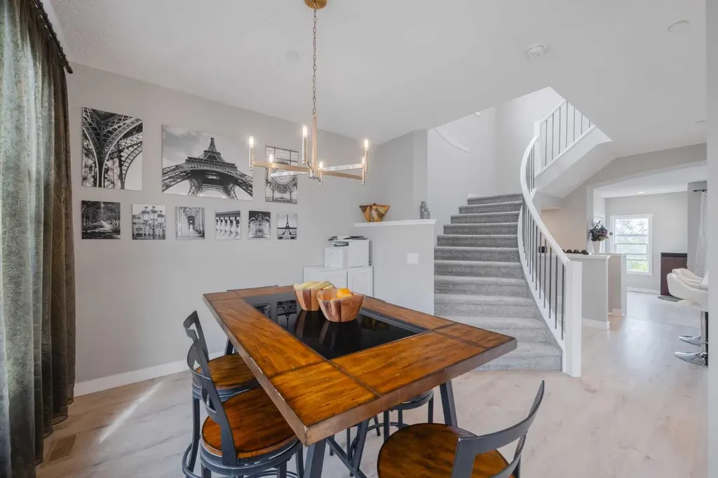44 Calhoun Common NE Calgary AB T3P 1R8