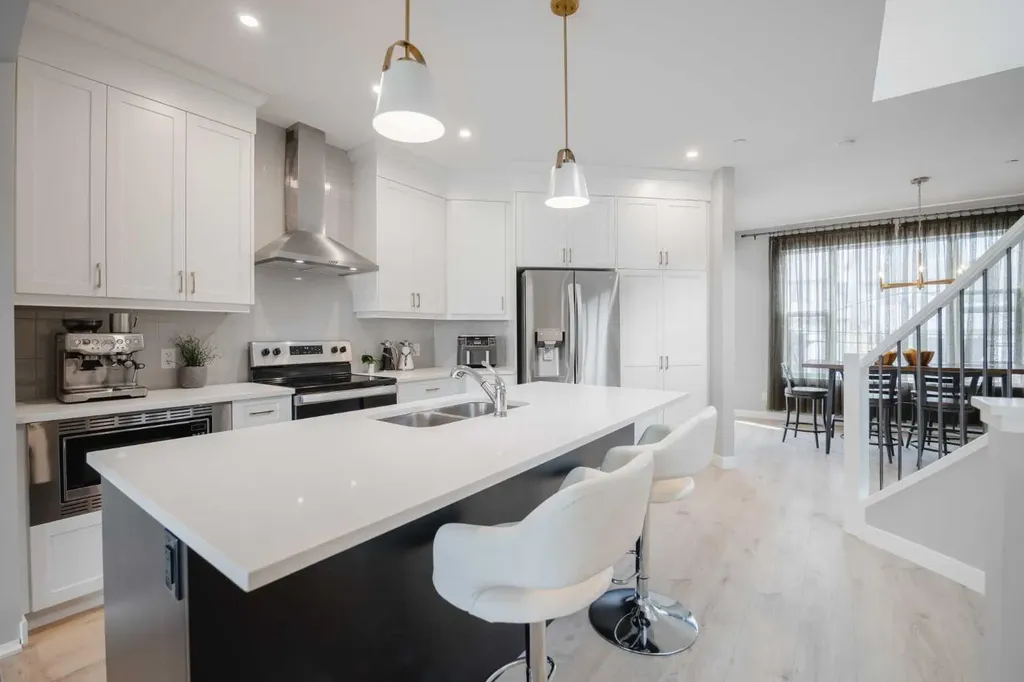 44 Calhoun Common NE Calgary AB T3P 1R8