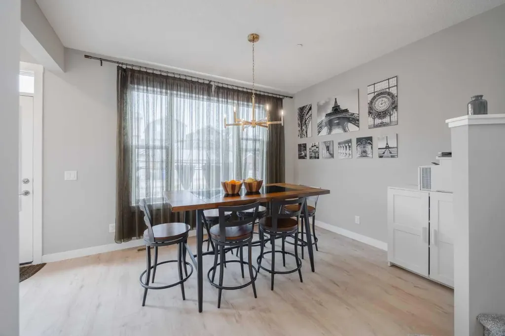 44 Calhoun Common NE Calgary AB T3P 1R8