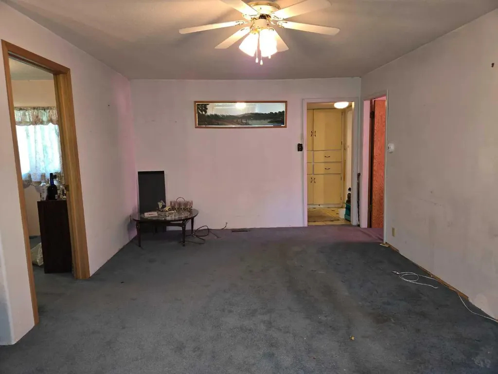120 2 Avenue E Hussar AB T0J 1S0