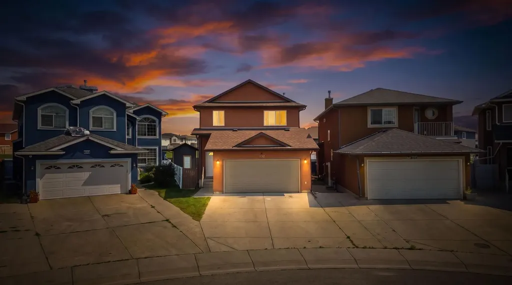 125 Tarawood Place NE Calgary AB T3J 5B4
