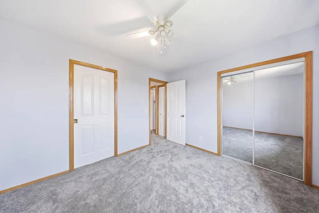 125 Tarawood Place NE Calgary AB T3J 5B4