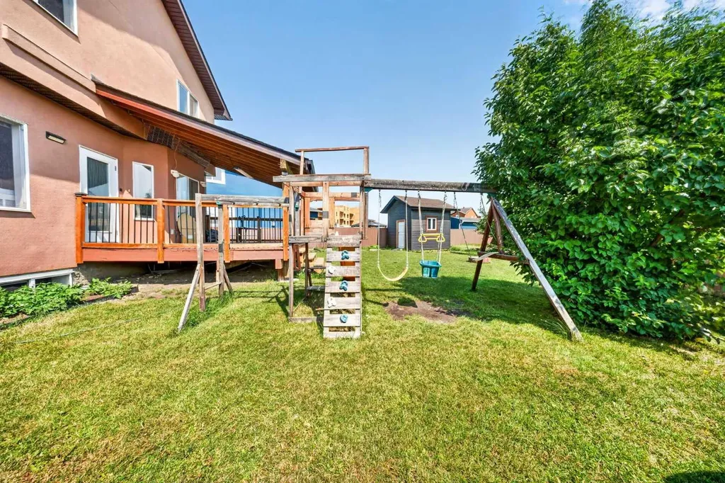 125 Tarawood Place NE Calgary AB T3J 5B4