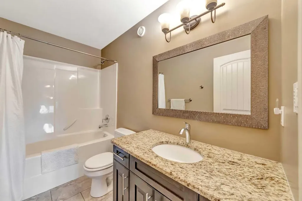 7416 29 Street Lloydminster AB T9V 3K3