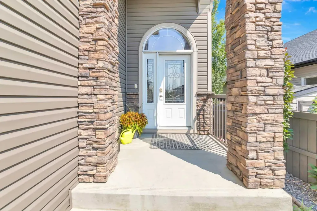 7416 29 Street Lloydminster AB T9V 3K3