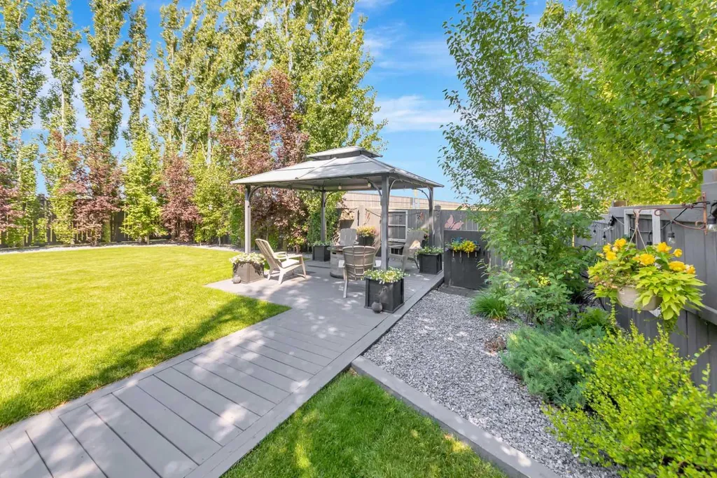 7416 29 Street Lloydminster AB T9V 3K3