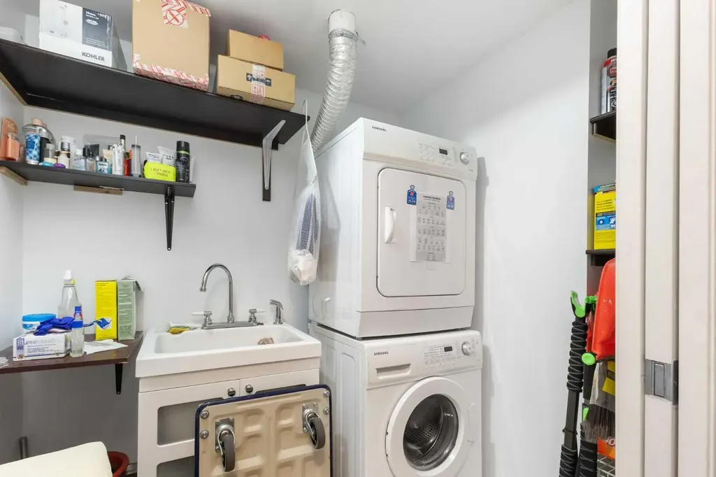 1900 25a Street SW Calgary AB T3E 1Y5