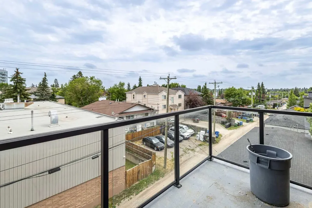 1900 25a Street SW Calgary AB T3E 1Y5