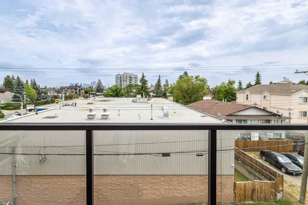 1900 25a Street SW Calgary AB T3E 1Y5
