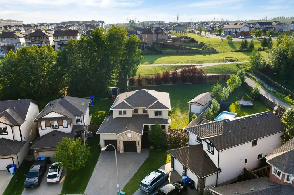 172 Gravelstone Way Fort Mcmurray AB T9K 0S9
