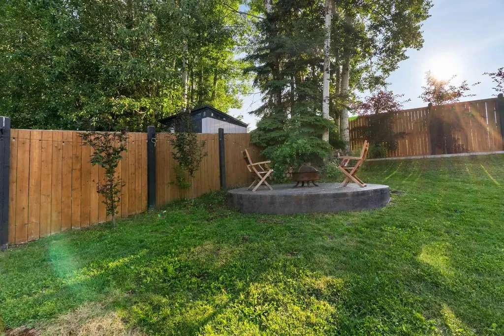 172 Gravelstone Way Fort Mcmurray AB T9K 0S9