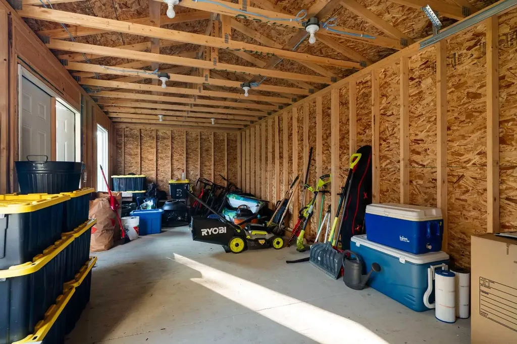 172 Gravelstone Way Fort Mcmurray AB T9K 0S9