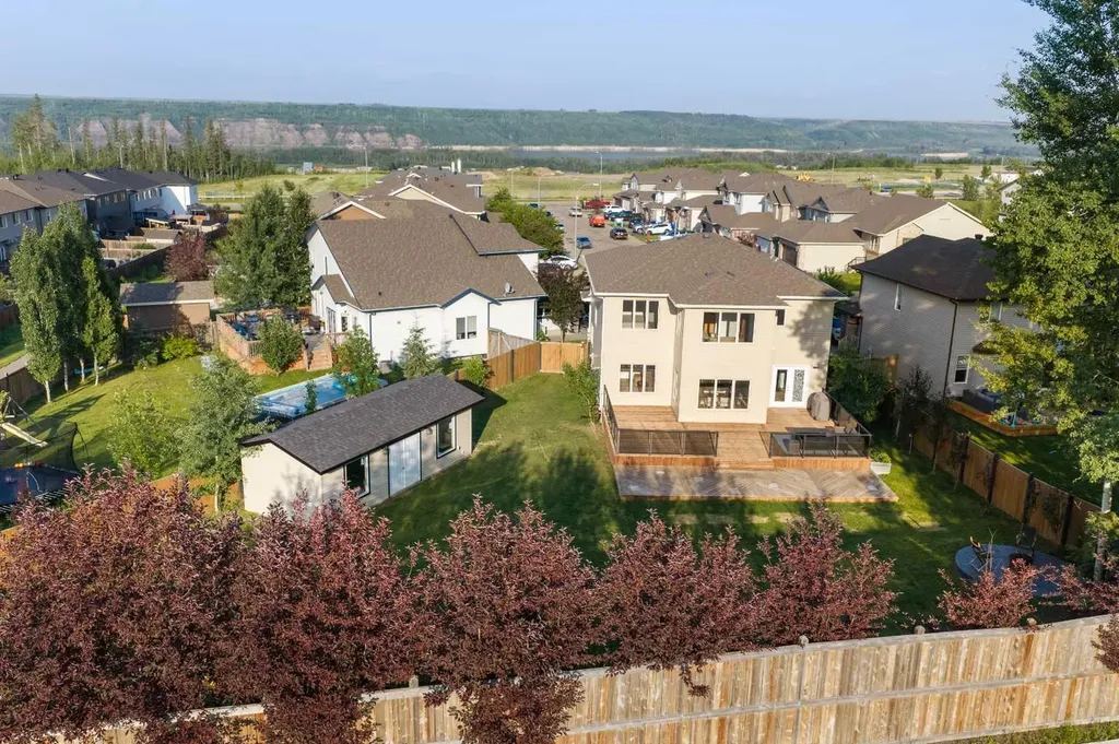 172 Gravelstone Way Fort Mcmurray AB T9K 0S9