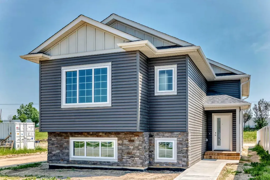 121 Aztec Crescent Blackfalds AB T4M 0M7