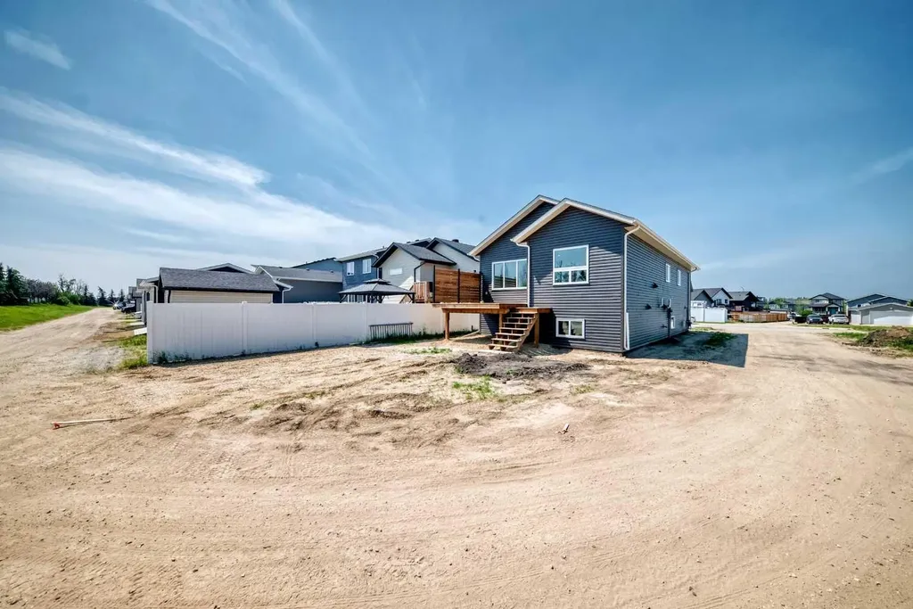 121 Aztec Crescent Blackfalds AB T4M 0M7
