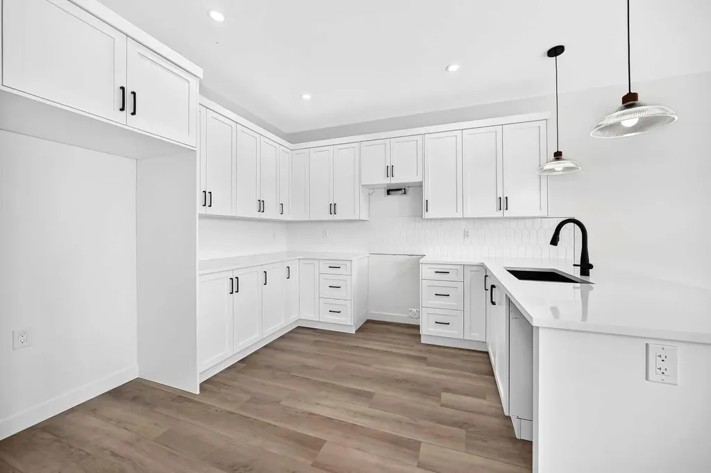121 Aztec Crescent Blackfalds AB T4M 0M7