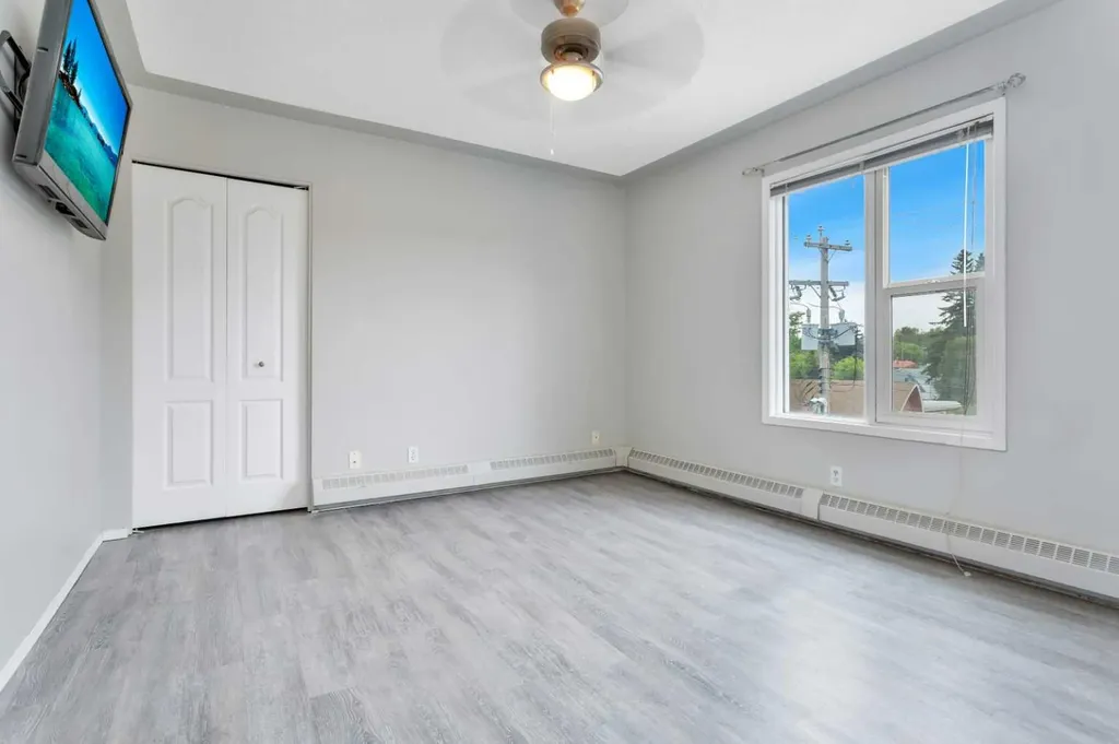 5135 Lakeshore Drive Sylvan Lake AB T4S 1E2