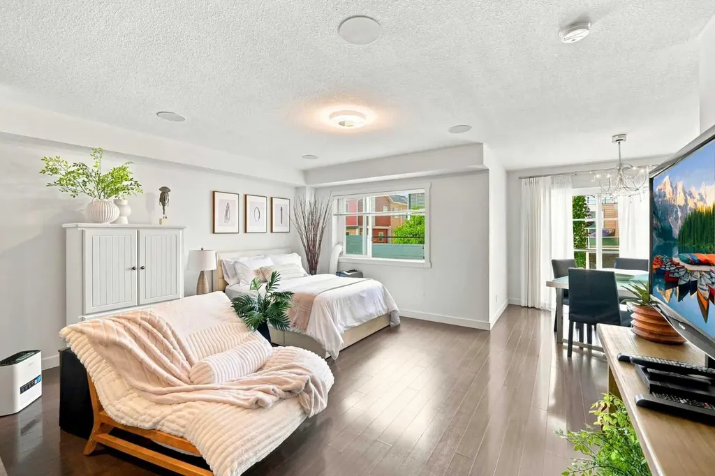 308 Redstone View NE Calgary AB T3N 0M9