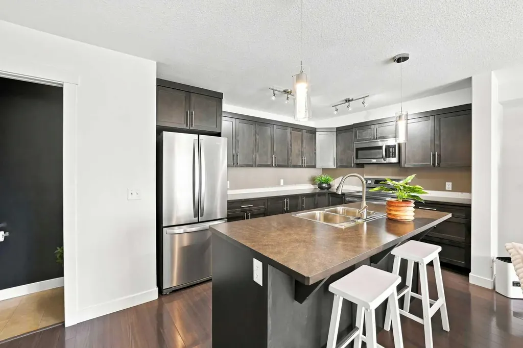 308 Redstone View NE Calgary AB T3N 0M9