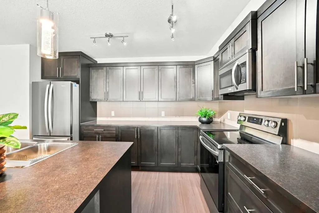 308 Redstone View NE Calgary AB T3N 0M9