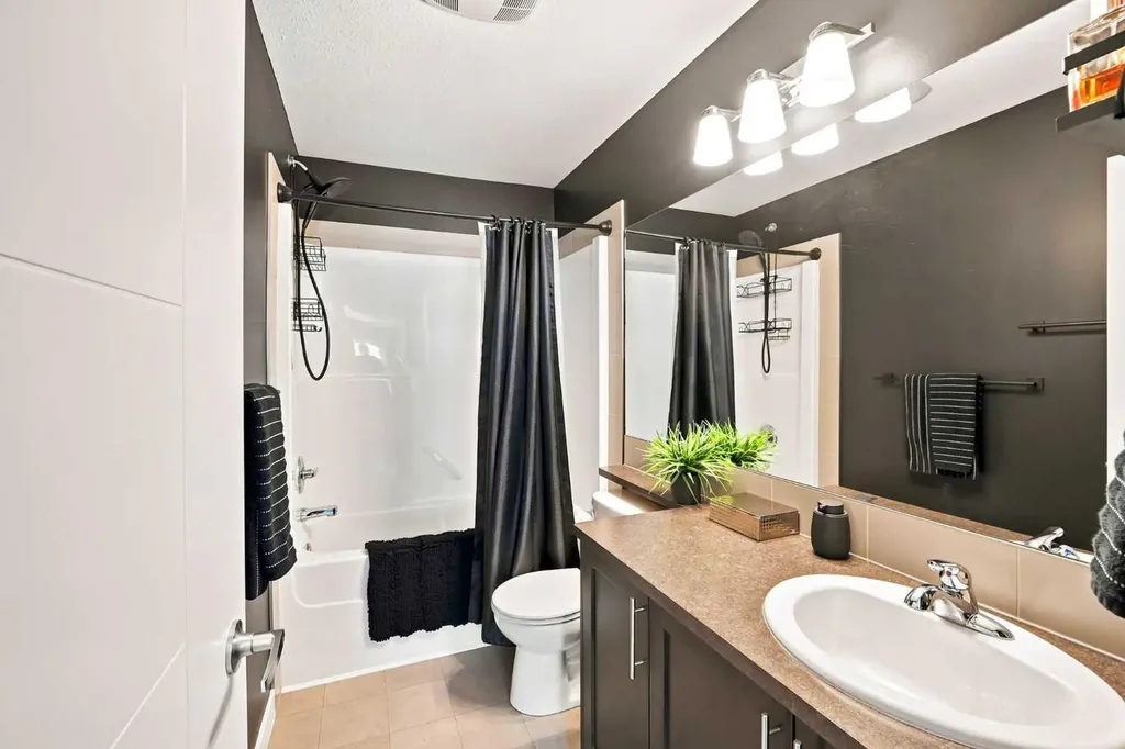 308 Redstone View NE Calgary AB T3N 0M9