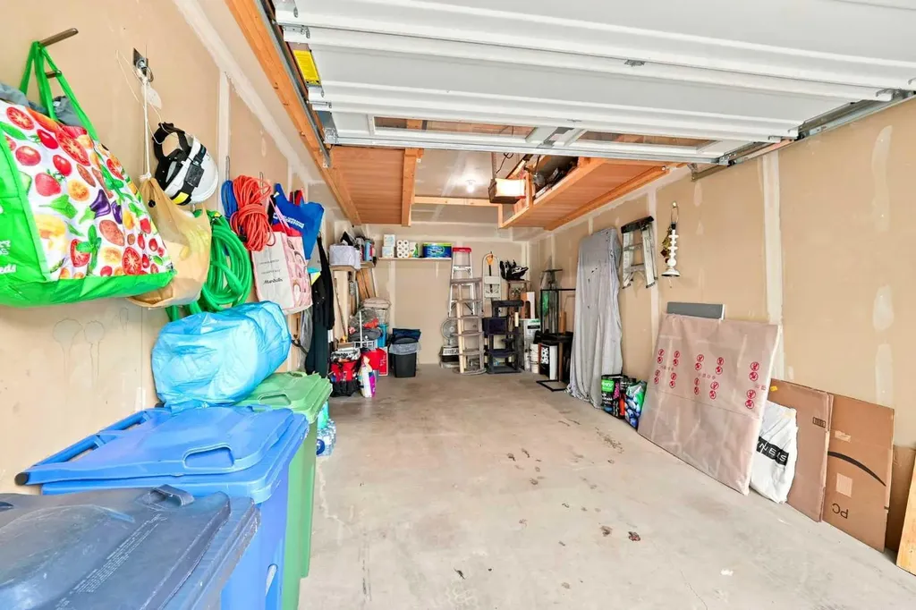 308 Redstone View NE Calgary AB T3N 0M9