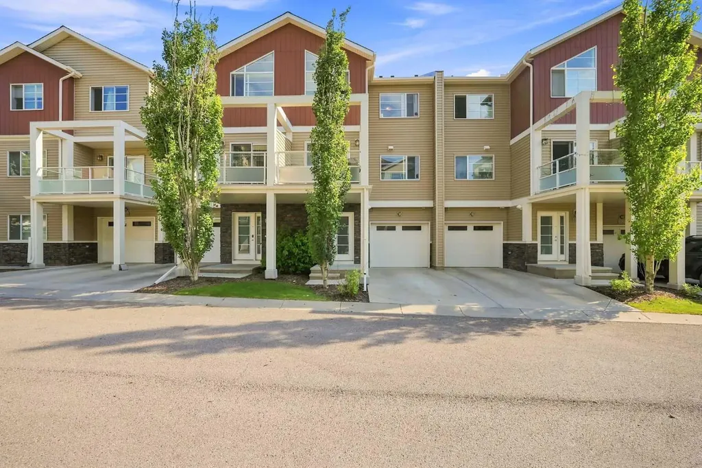 308 Redstone View NE Calgary AB T3N 0M9