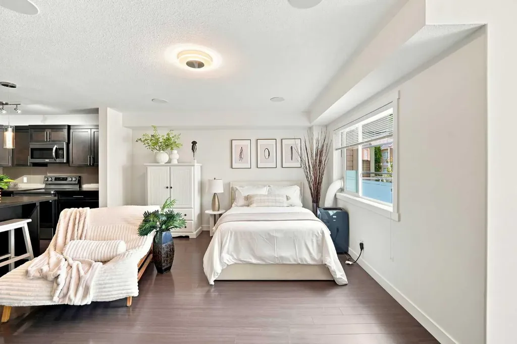 308 Redstone View NE Calgary AB T3N 0M9