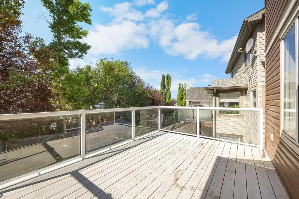 193 Hidden Creek Road NW Calgary AB T3A 6L7