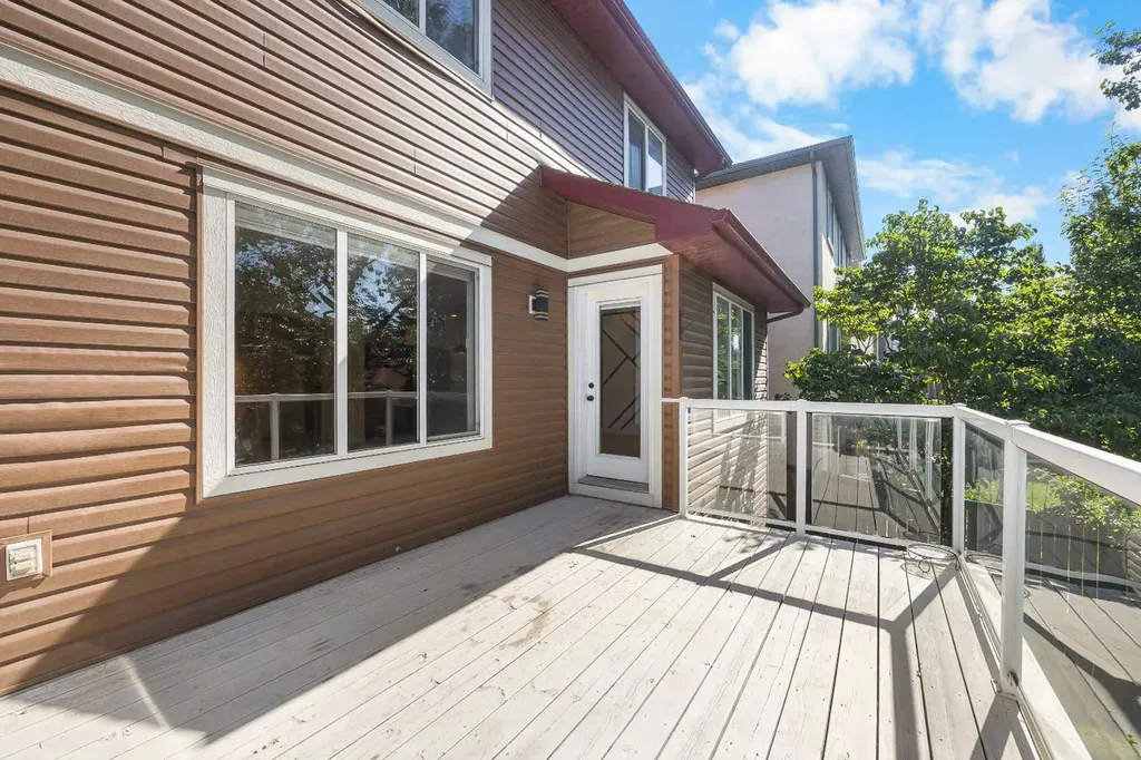 193 Hidden Creek Road NW Calgary AB T3A 6L7
