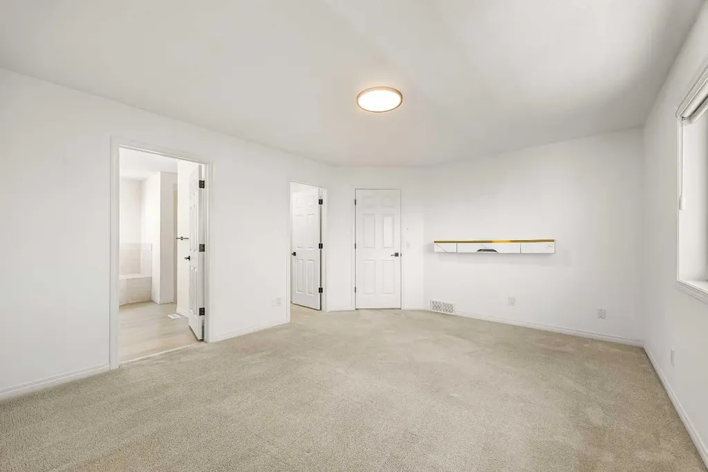 193 Hidden Creek Road NW Calgary AB T3A 6L7
