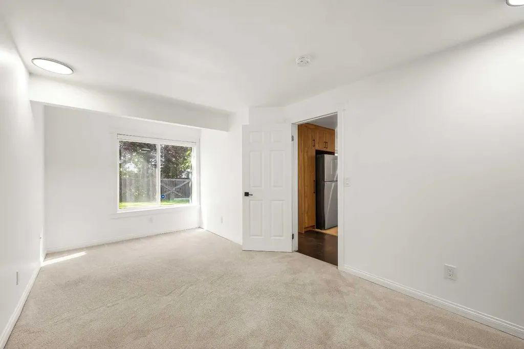193 Hidden Creek Road NW Calgary AB T3A 6L7
