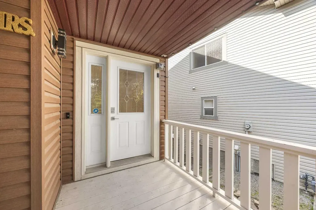 193 Hidden Creek Road NW Calgary AB T3A 6L7
