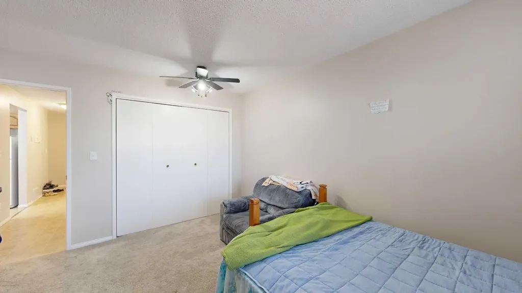 4814A 49 Street Stettler AB T0C2L2