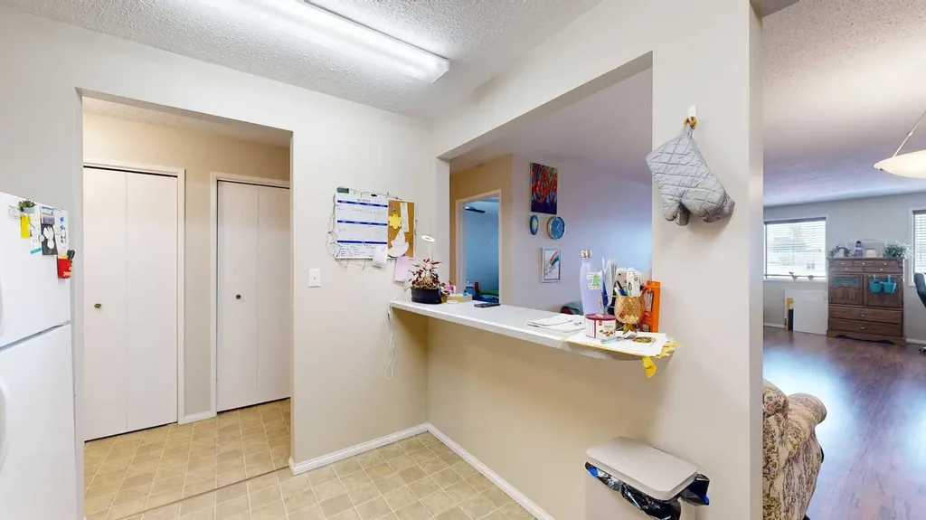 4814A 49 Street Stettler AB T0C2L2